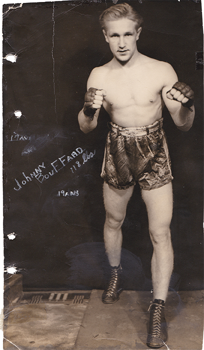 Johnny Bouffard à 19 ans pesant 118 livres