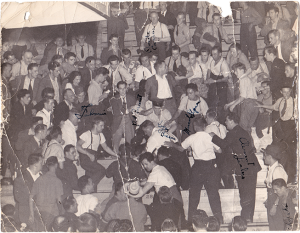 Bataille dans les estrades à La Tour