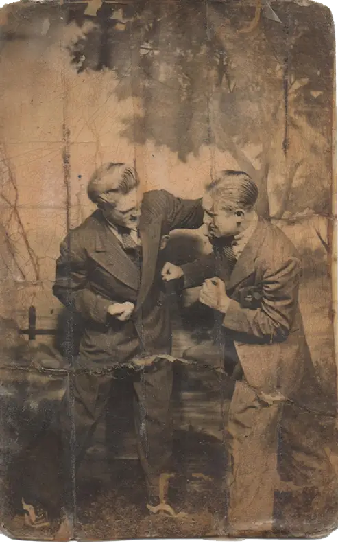 Johnny Bouffard avec son frère Gus Bouffard nommé Kid Poing