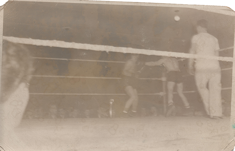 Combat Johnny Bouffard contre boxeur nom inconnu